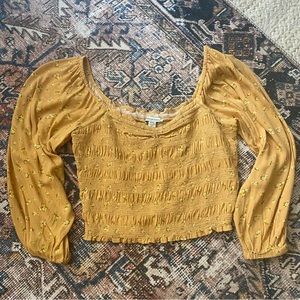 AE cropped floral top with flowy sleeves